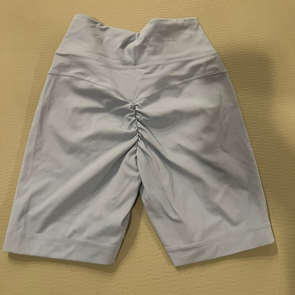 Gymshark Whitney Simmons short - Picture 2 of 2